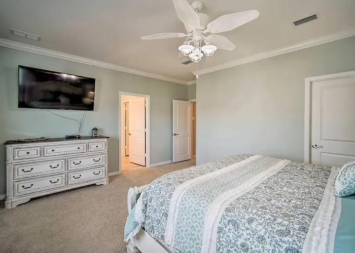 New Listing W Pool & Hot Tub 4bd Discounted *