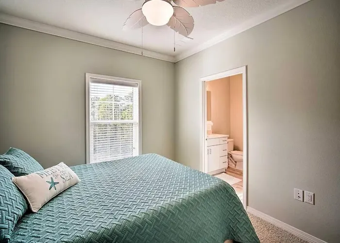 New Listing W Pool & Hot Tub 4bd Discounted Holiday home *